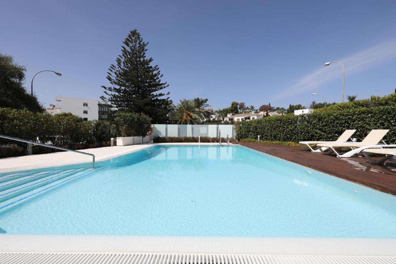 Sweet Inn - Royal Banus Marbella Eksteriør billede